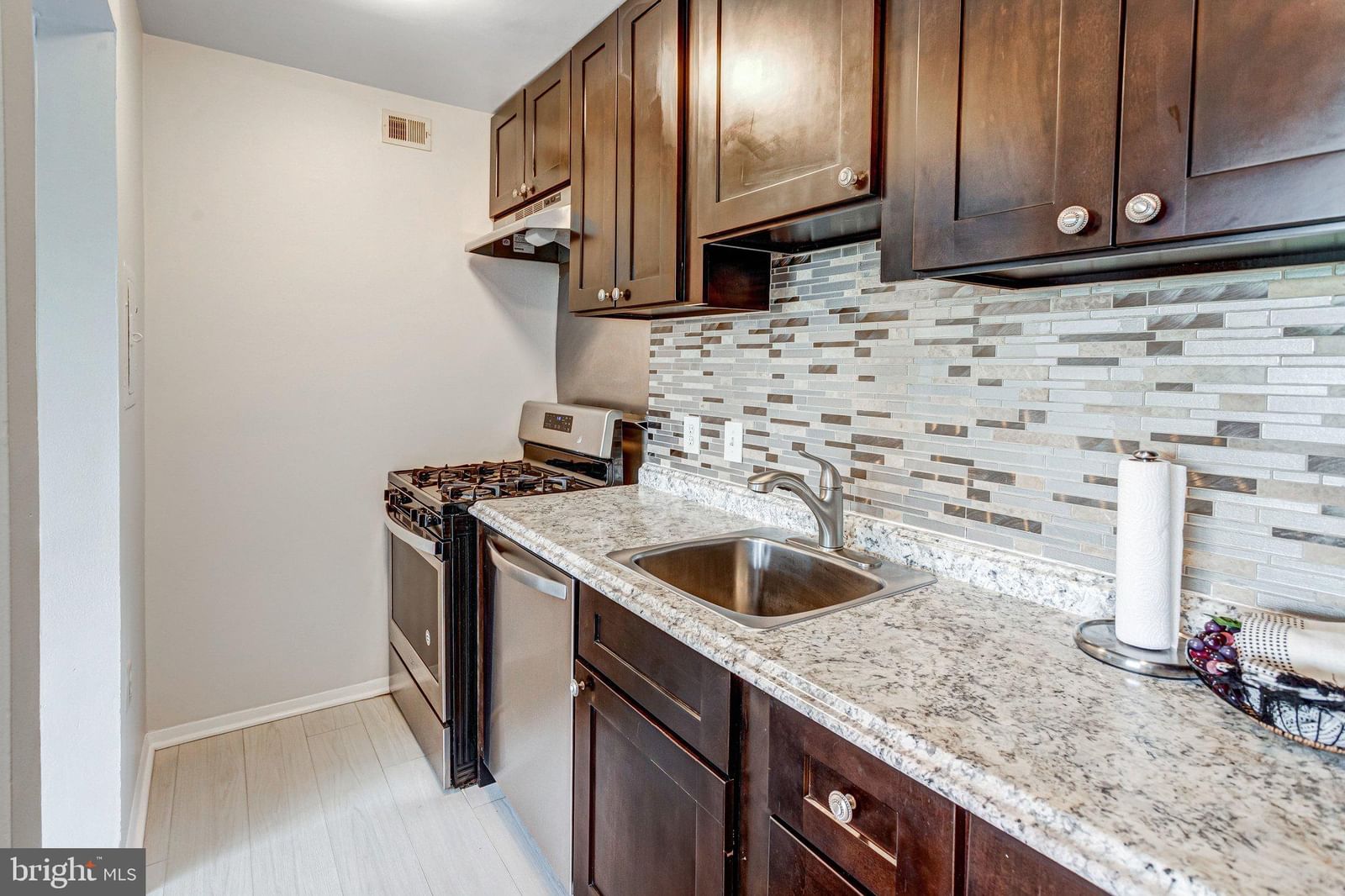 12703 LOTTE DRIVE #203 photograph