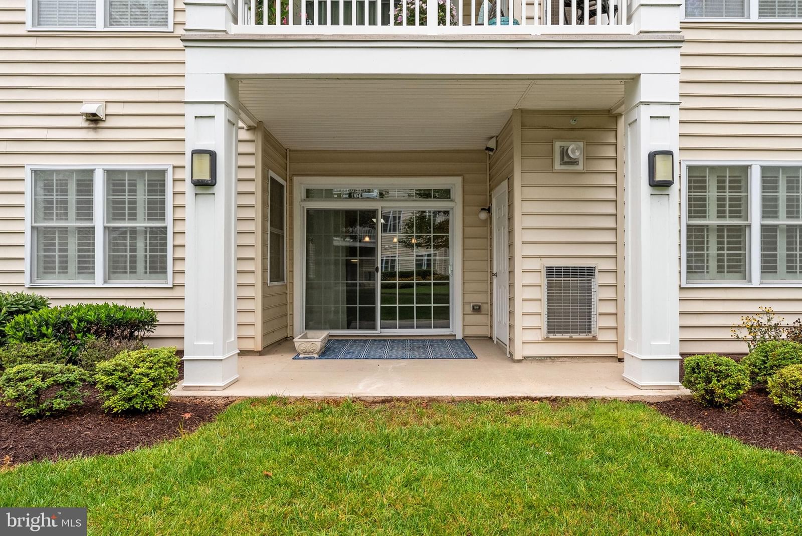 15100 HEATHER MILL LANE #103 photograph