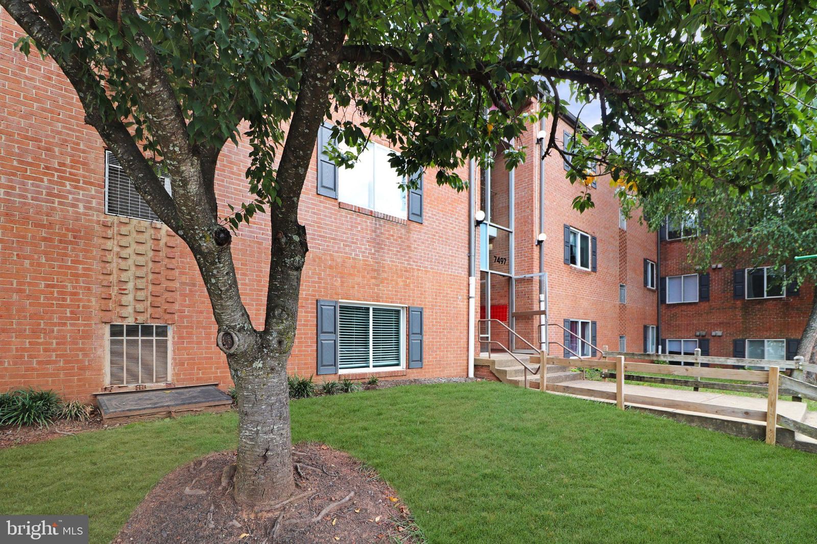 7497 PRINCE CHARLES COURT #5 photograph
