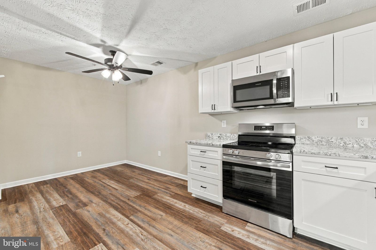 1290 OX ROAD #E-6 photograph