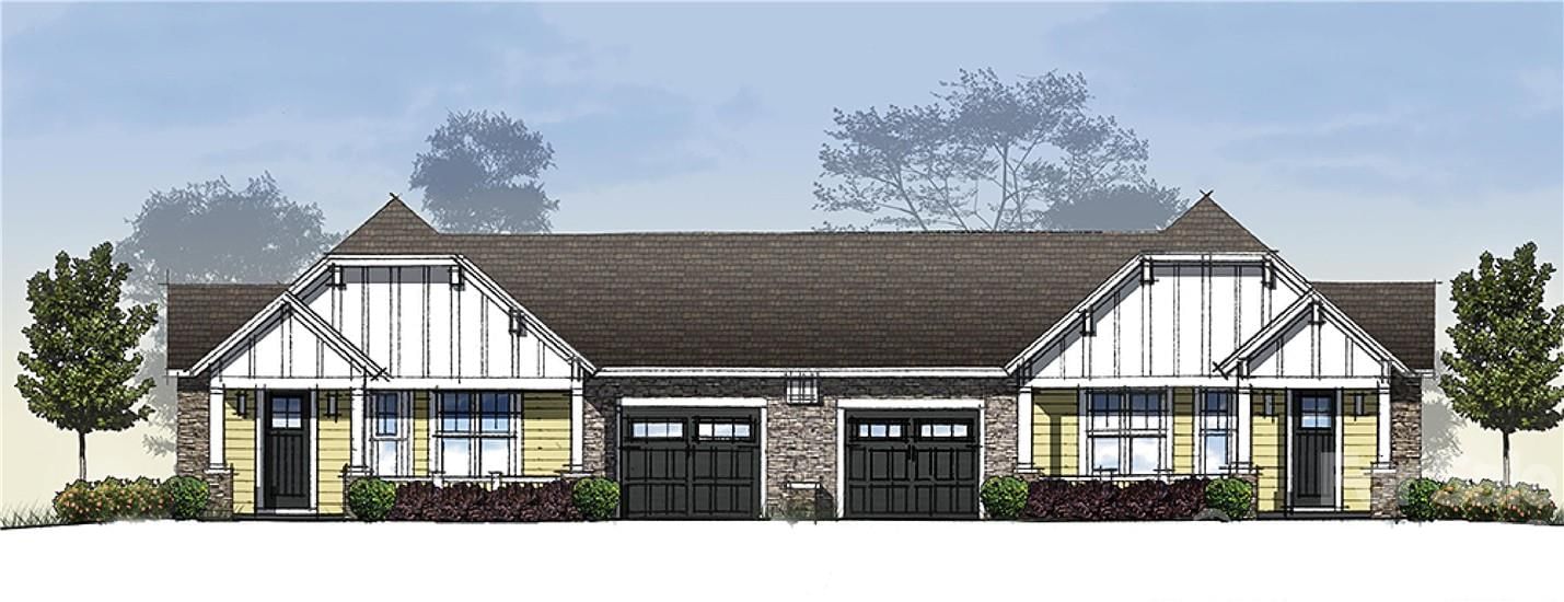 31 Golden Aster Drive, Laurel Park, NC 28739