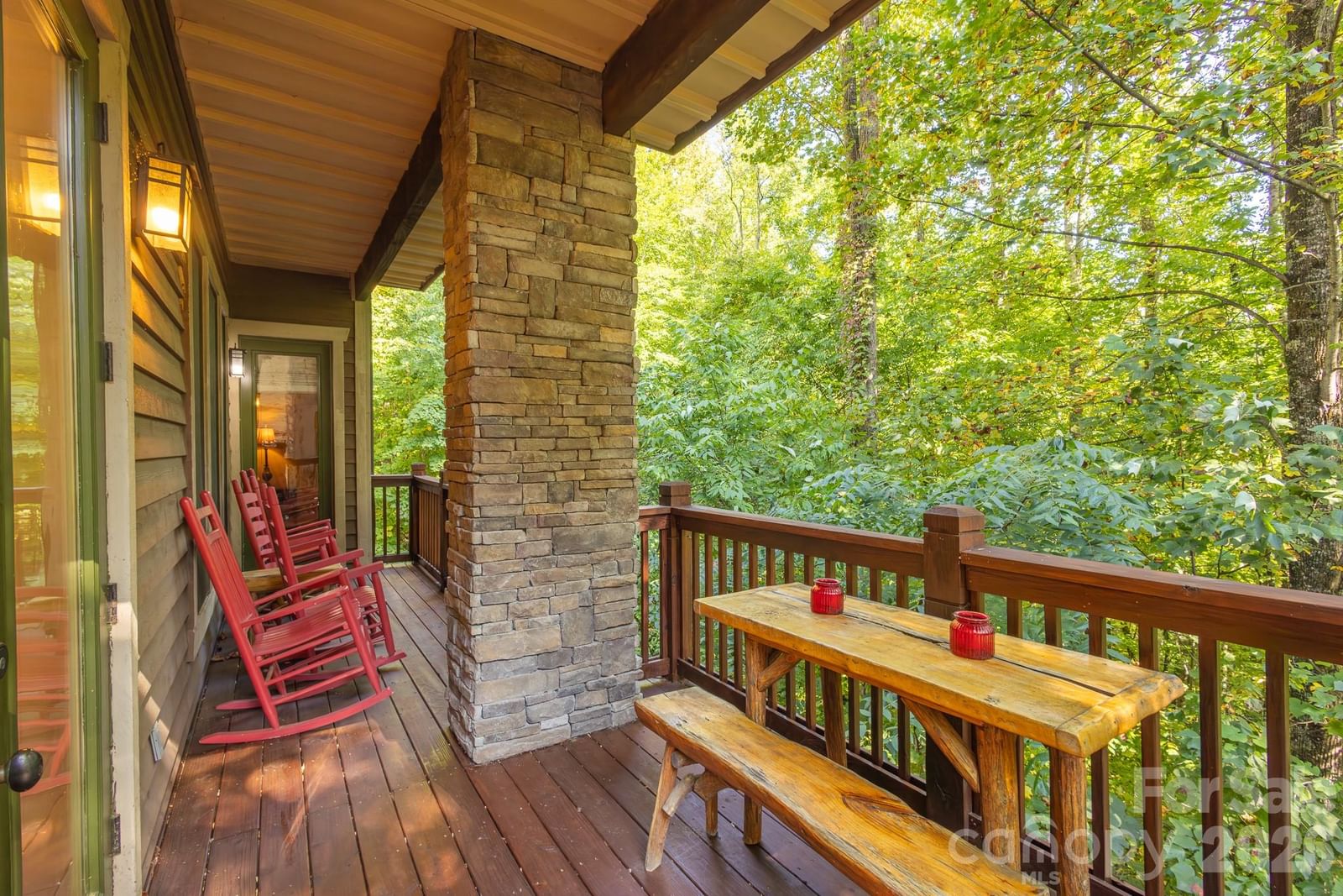150-2 Saddle Notch Lane, Tuckasegee, NC 28783