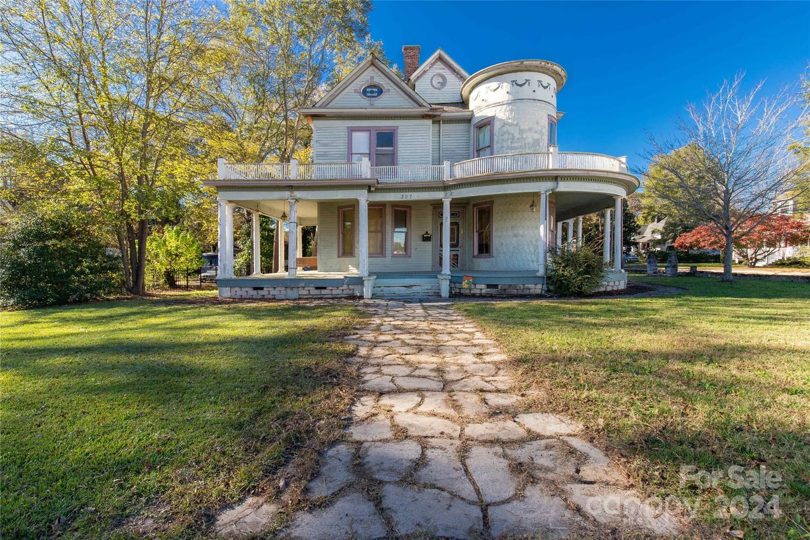 Property at 307 Kings Mountain, Clover, SC 29710