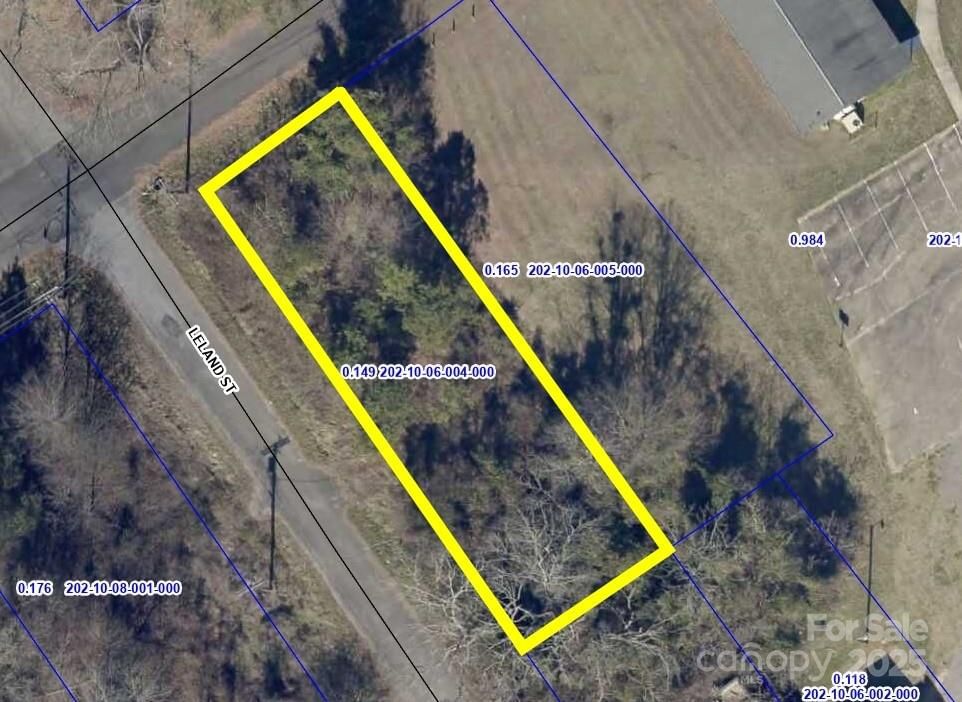 Property at 7 Wilson Avenue, Great Falls, SC 29055