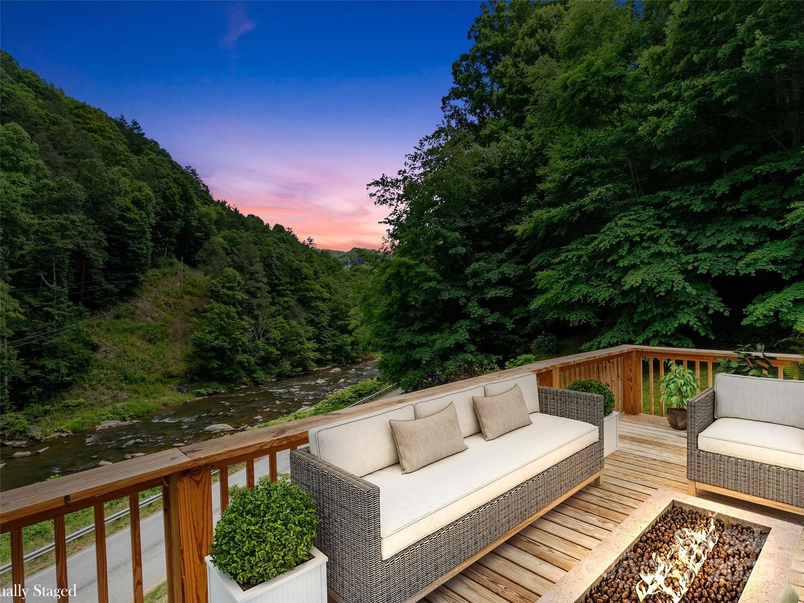 12982 US HWY 19W None, Burnsville, NC 28714 - Photo 2