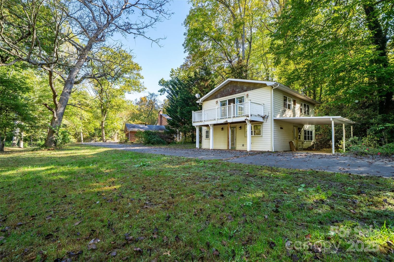61 Riverbend Road, Canton, NC 28716