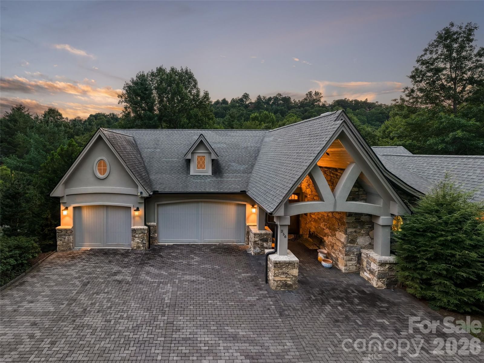 256 Senator Reynolds Road, Asheville, NC 28804