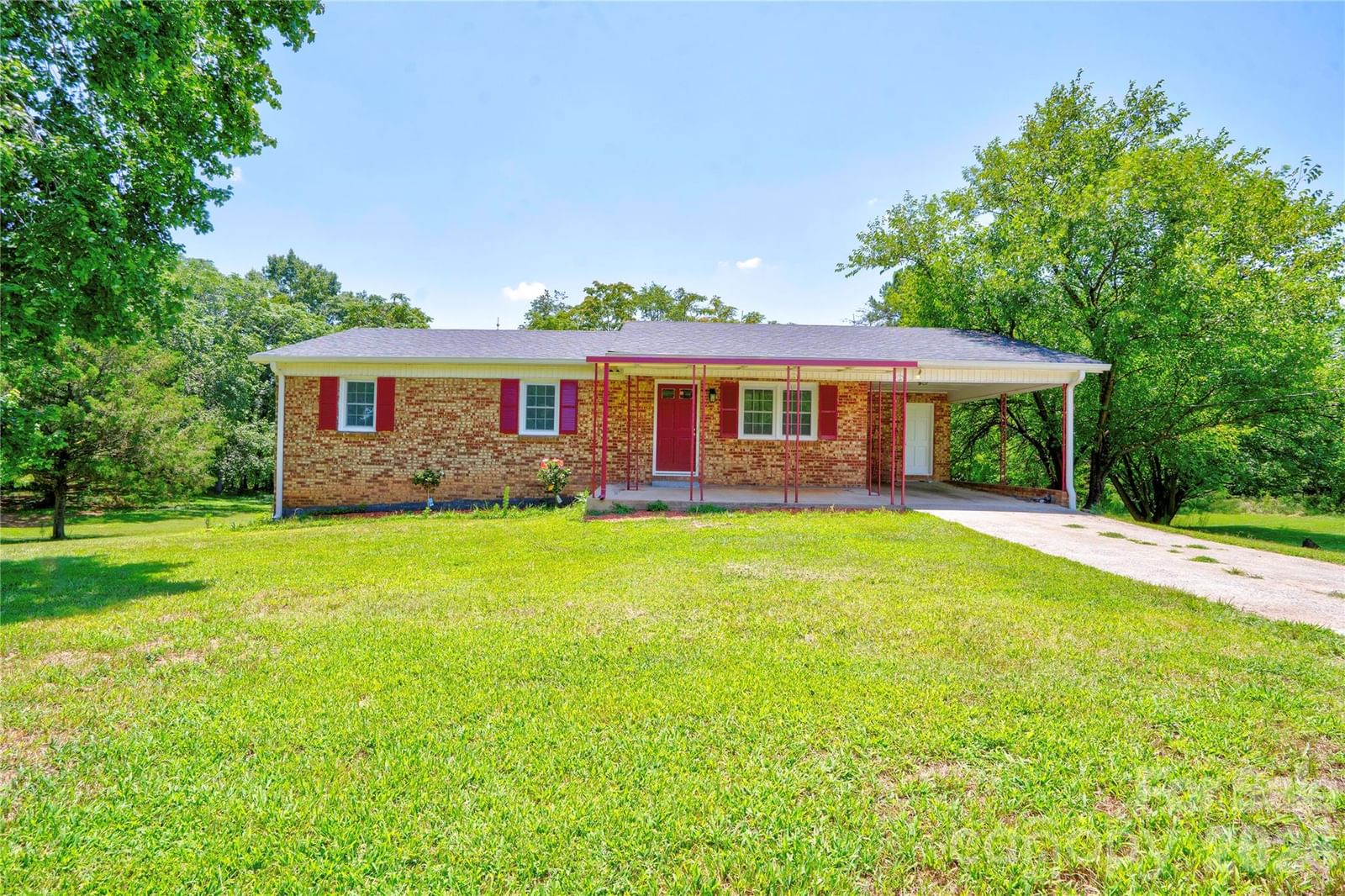 231 London Road, Lawndale, NC 28090 - Photo 2