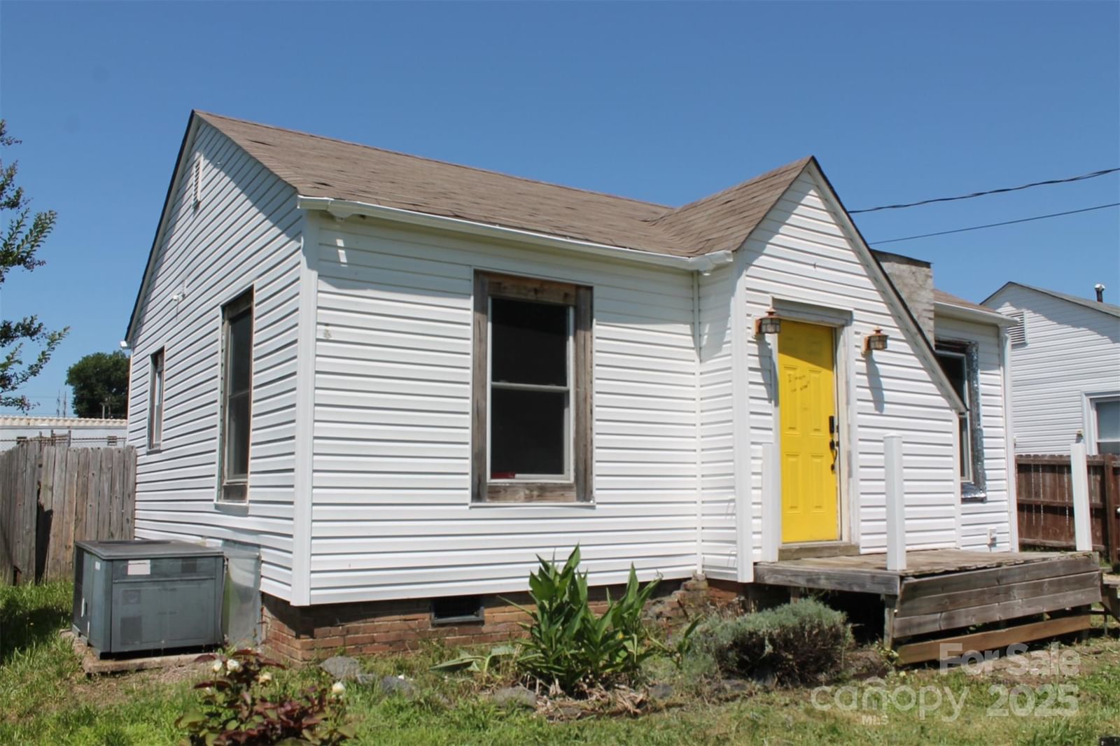 Property at 1004 S Ridge Avenue, Kannapolis, NC 28083