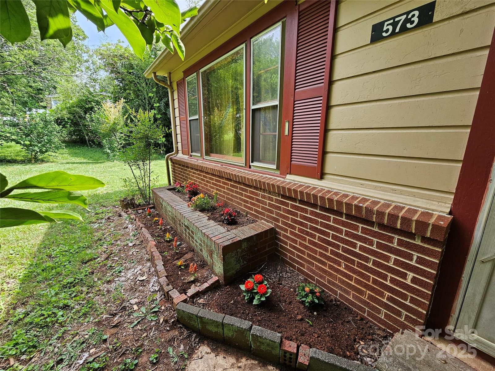 573 Uptons Landing Road #79, Marion, NC 28752 - Photo 2