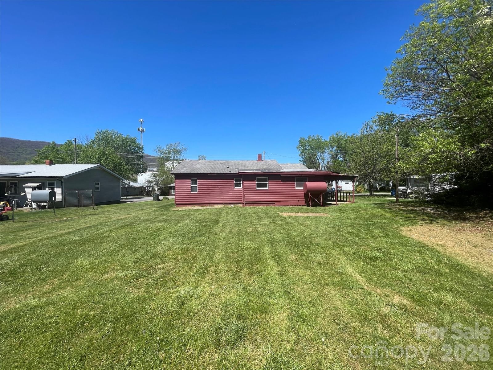 51 Robinson Street, Waynesville, NC 28786
