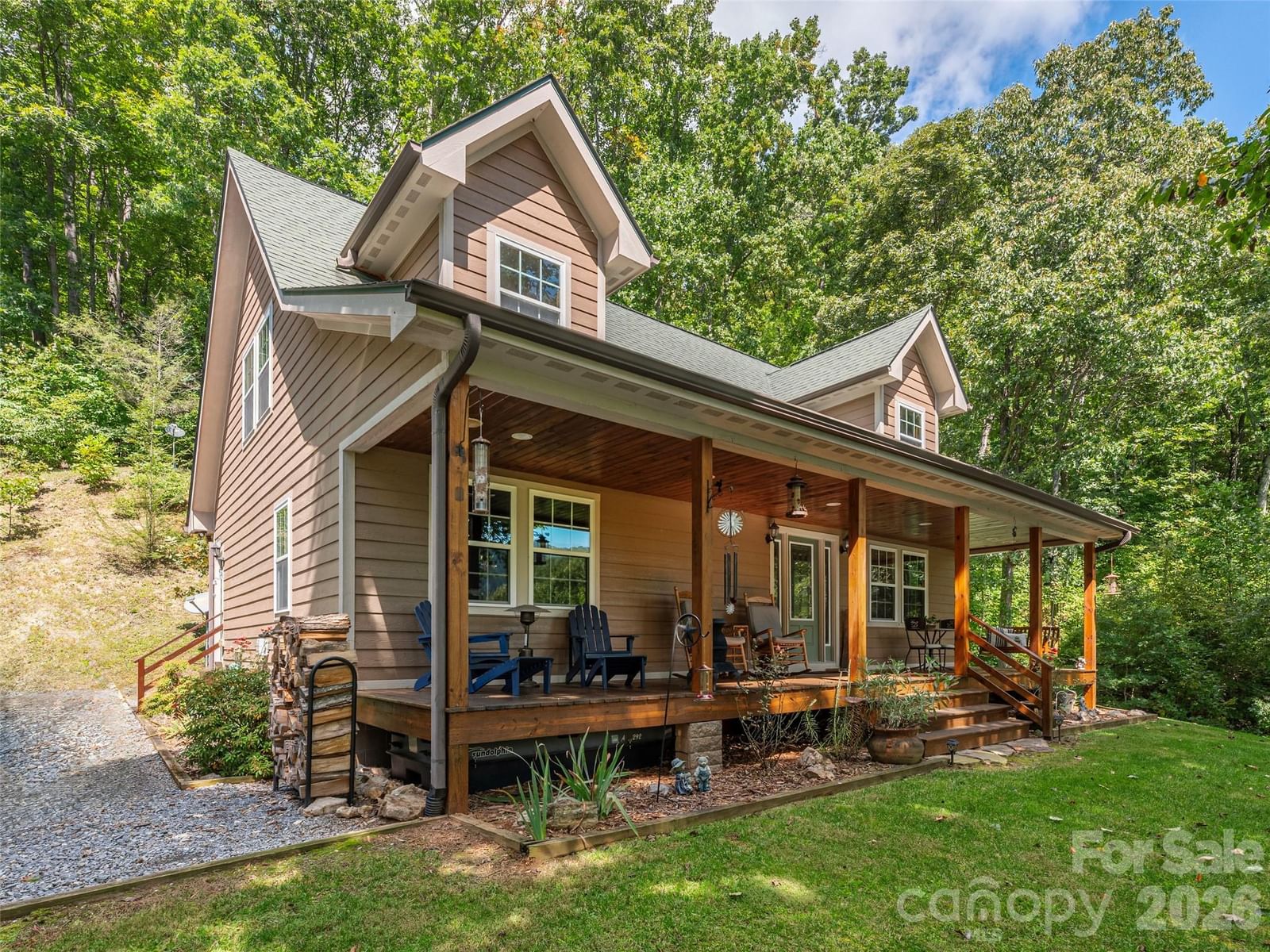 27 Little Roundtop Road, Clyde, NC 28721 - Photo 2