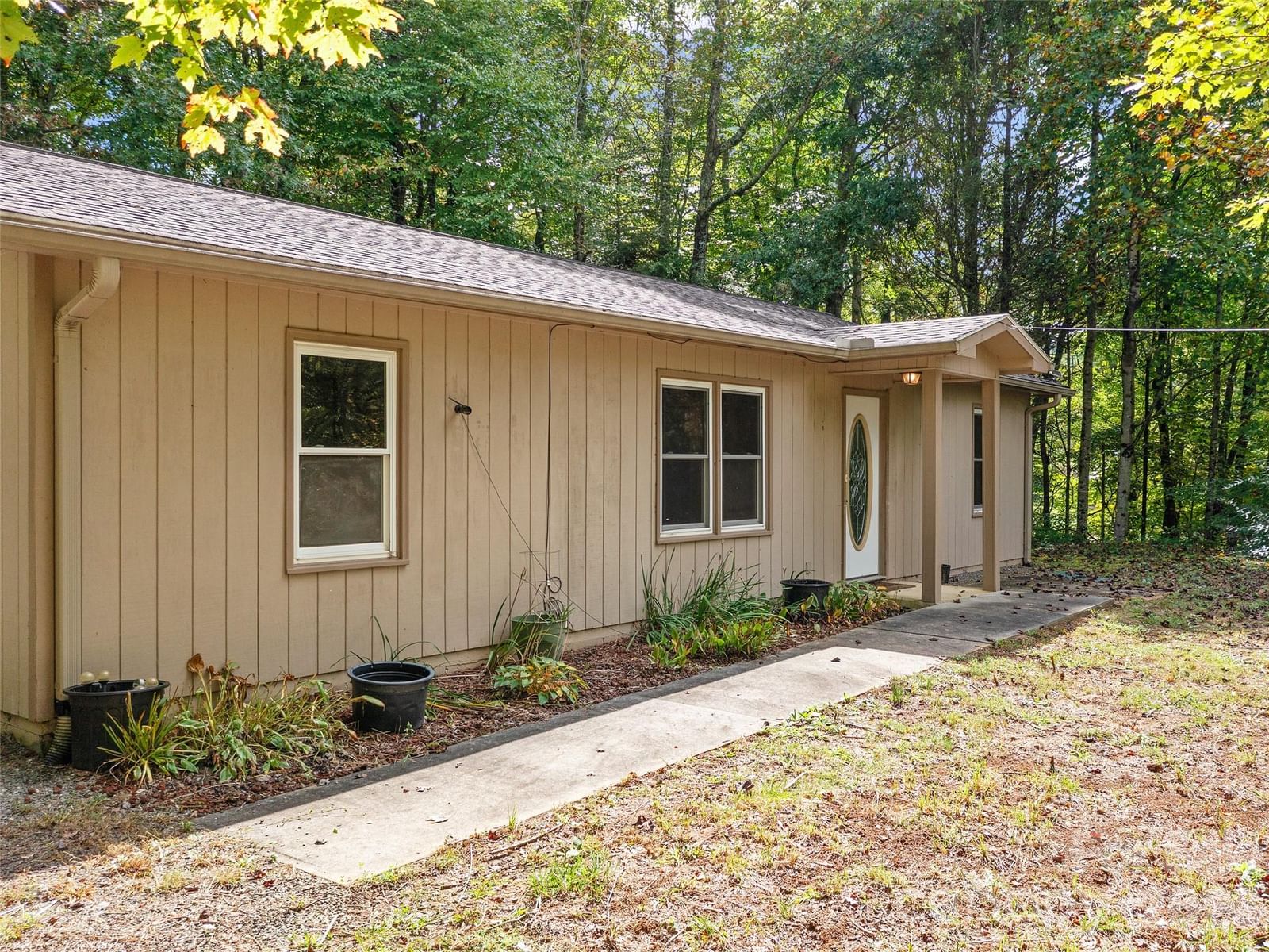 158 Dover Lane, Spruce Pine, NC 28777 - Photo 5