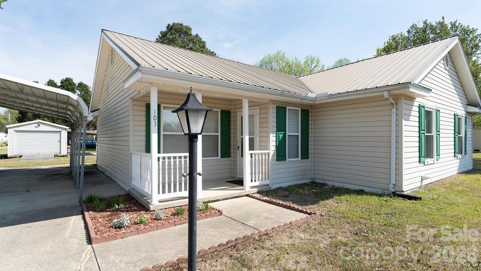 103 Bluebird Court, Rockingham, NC 28379 - Photo 2