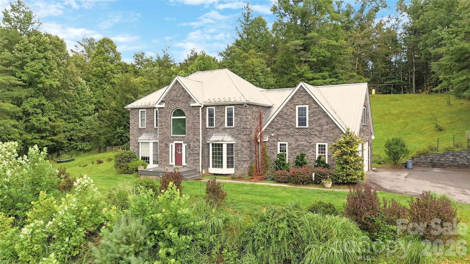 235 Petersburg View Drive, Marshall, NC 28753
