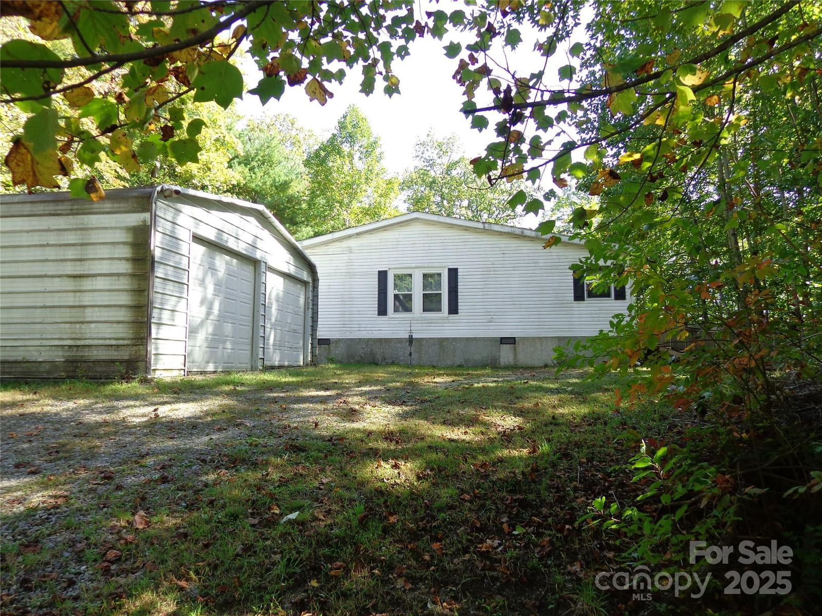 89 Blue Mountain Road, Fairview, NC 28730