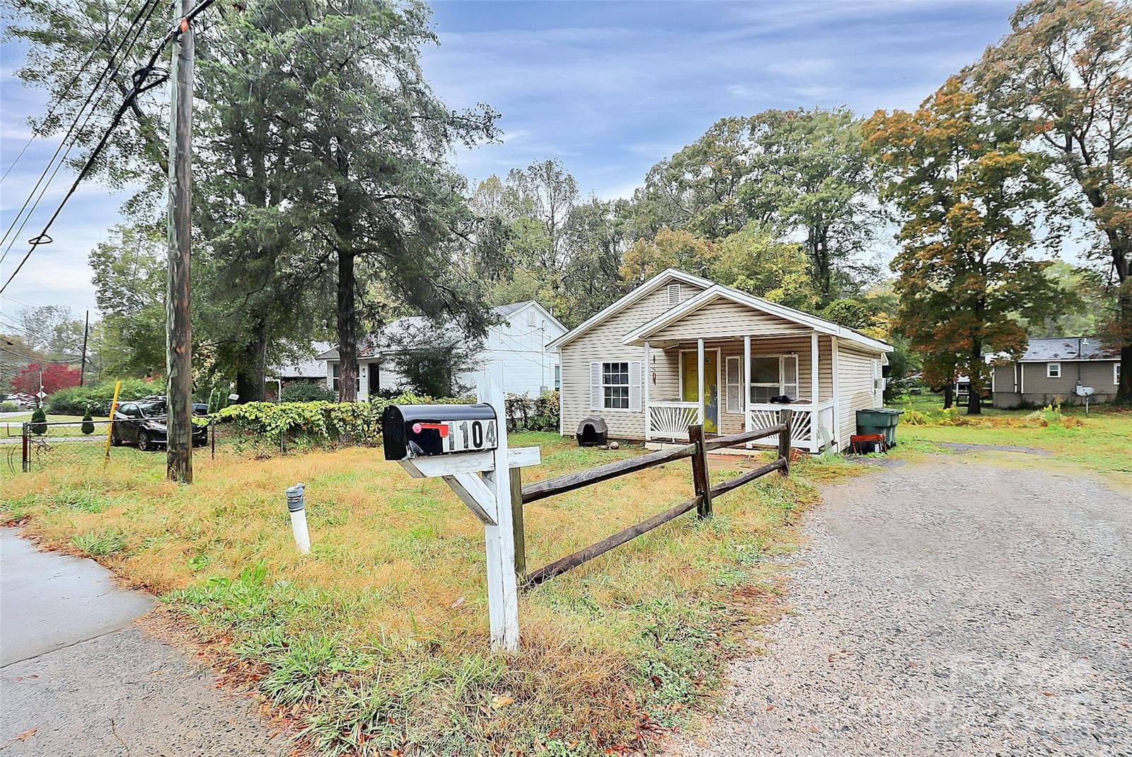 1104 Davidson Avenue, Gastonia, NC 28052