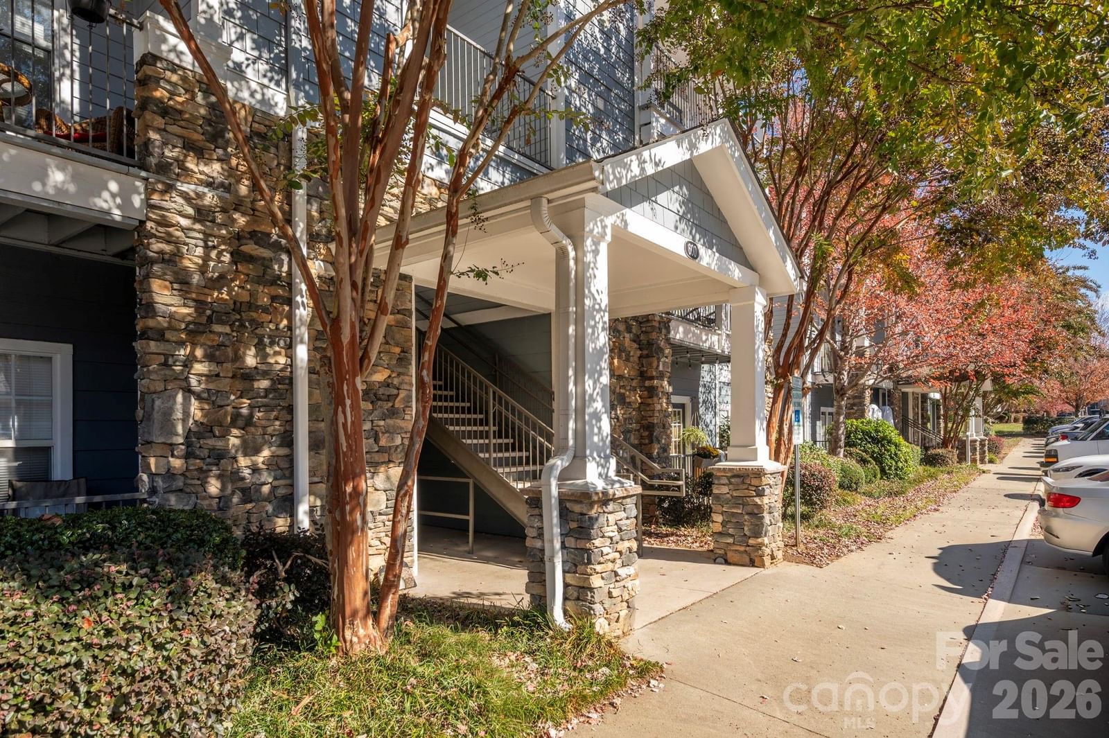 600 Vista Lake Drive #4, Candler, NC 28715 - Photo 2