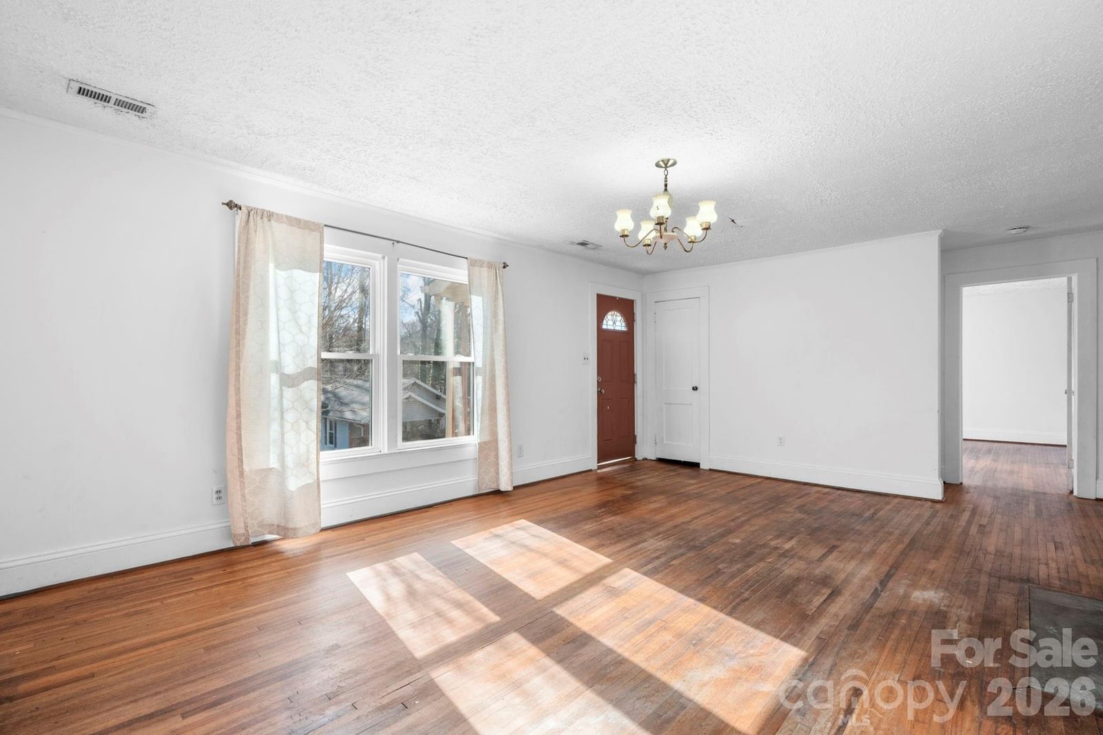 1606 Poplar Street, Lenoir, NC 28645 - Photo 3