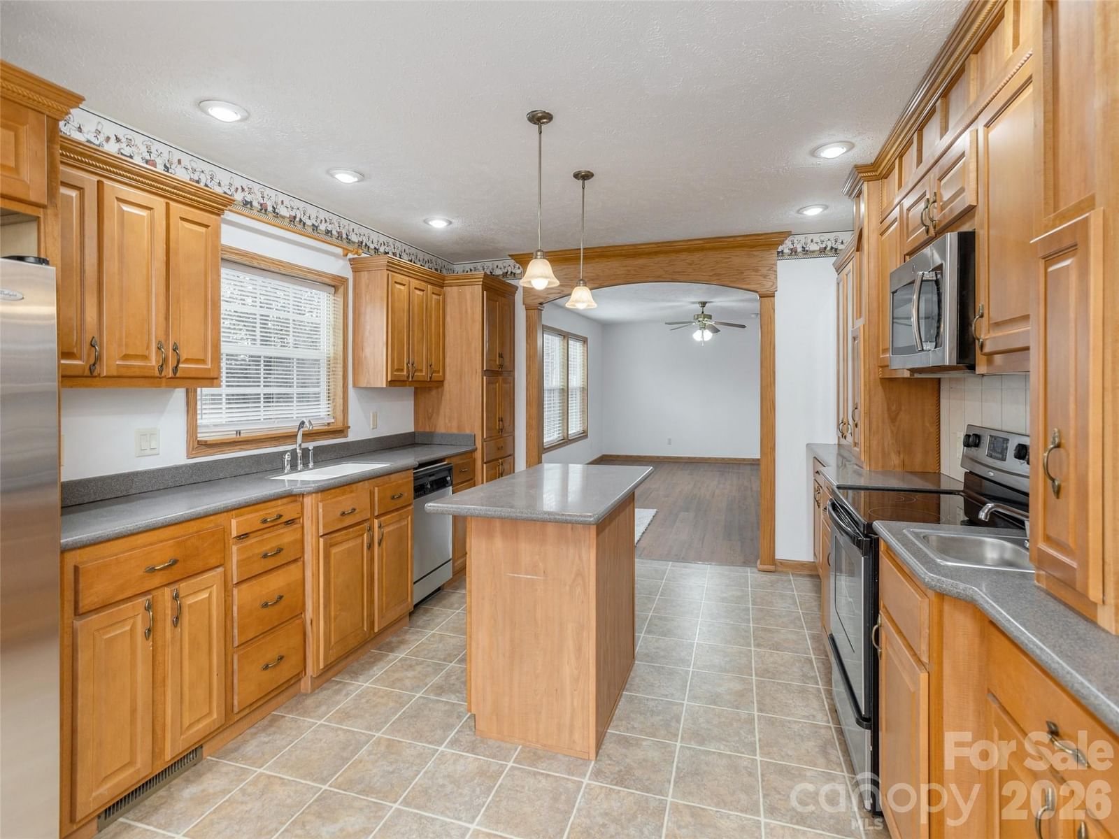 65 Philips Court, Fletcher, NC 28732