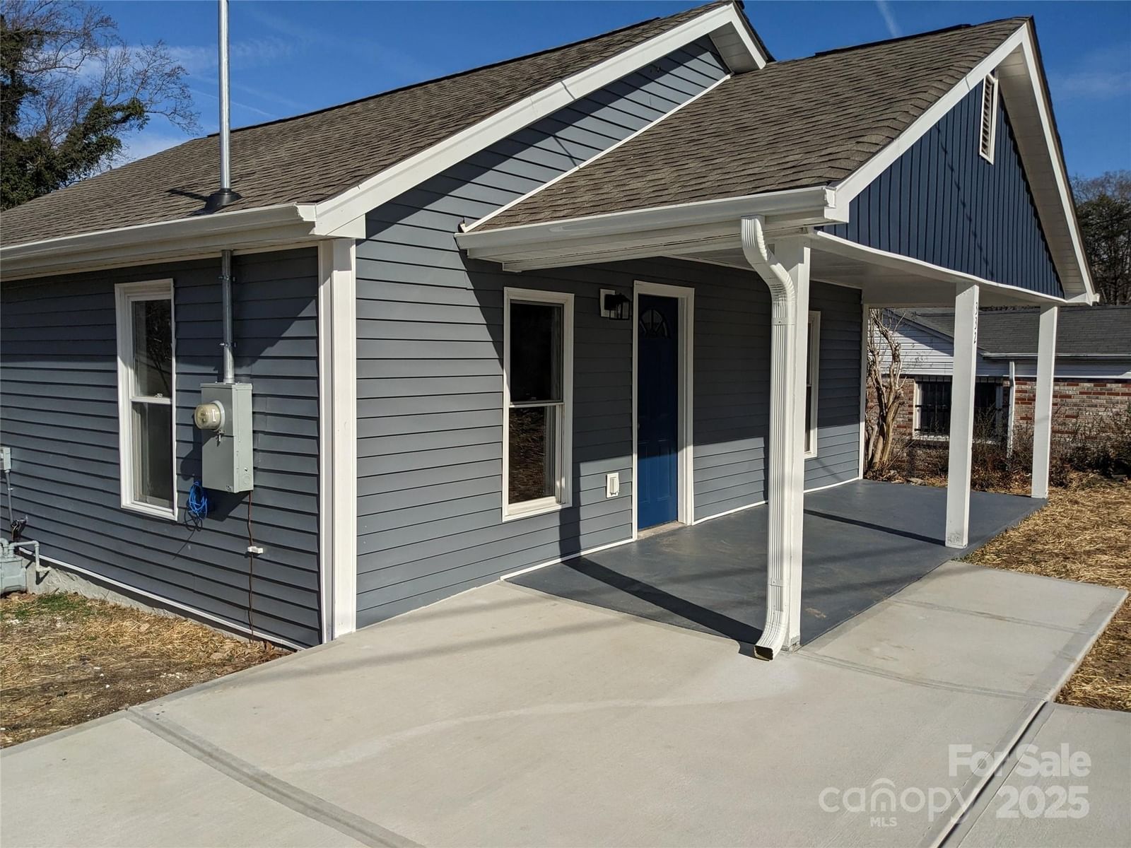 332 Arlington Circle, Lenoir, NC 28645 - Photo 2
