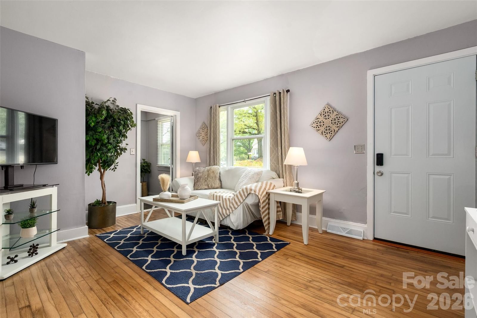 2516 Columbus Circle, Charlotte, NC 28208 - Photo 2