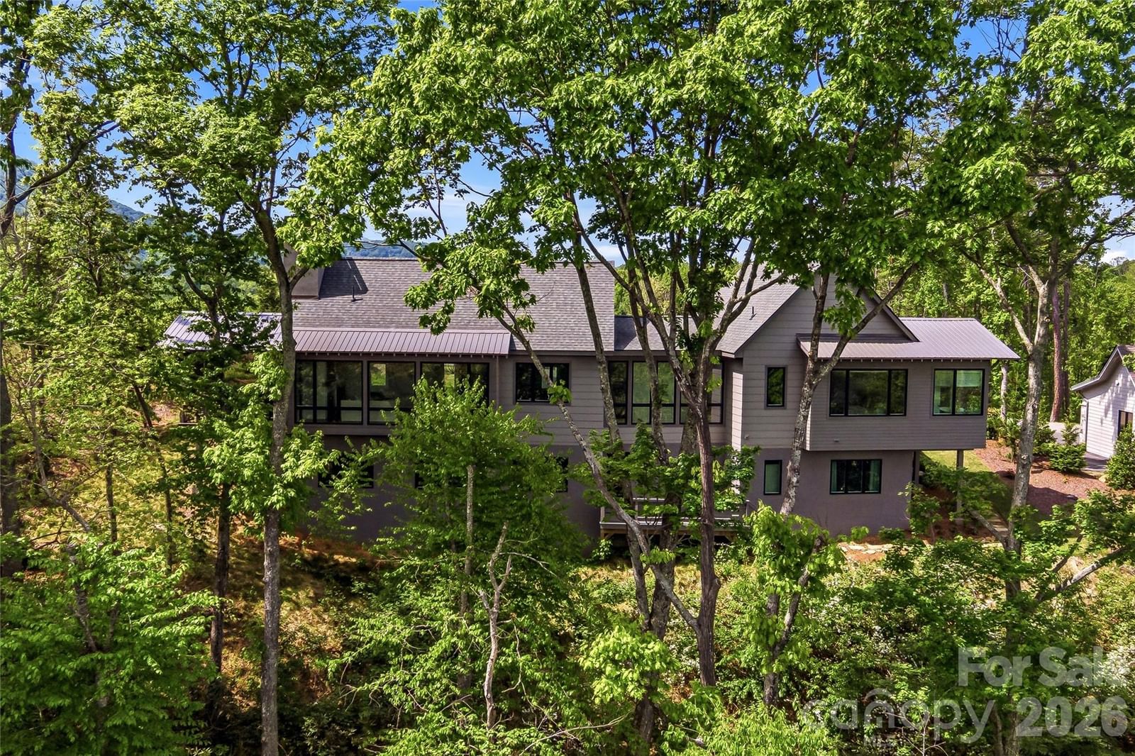 162 Riverbend Forest Drive, Asheville, NC 28805