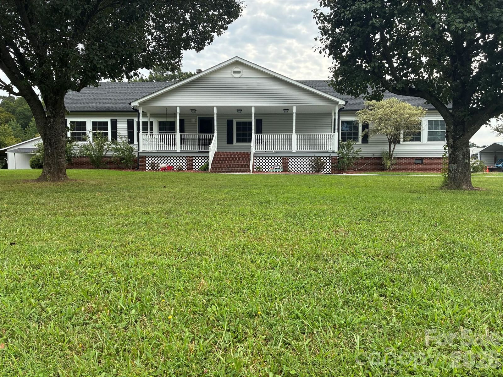 13215 Pine Bluff Road, Midland, NC 28107