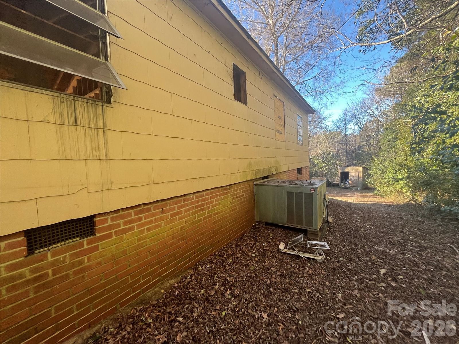 527 Moore Street, Wadesboro, NC 28170 - Photo 2