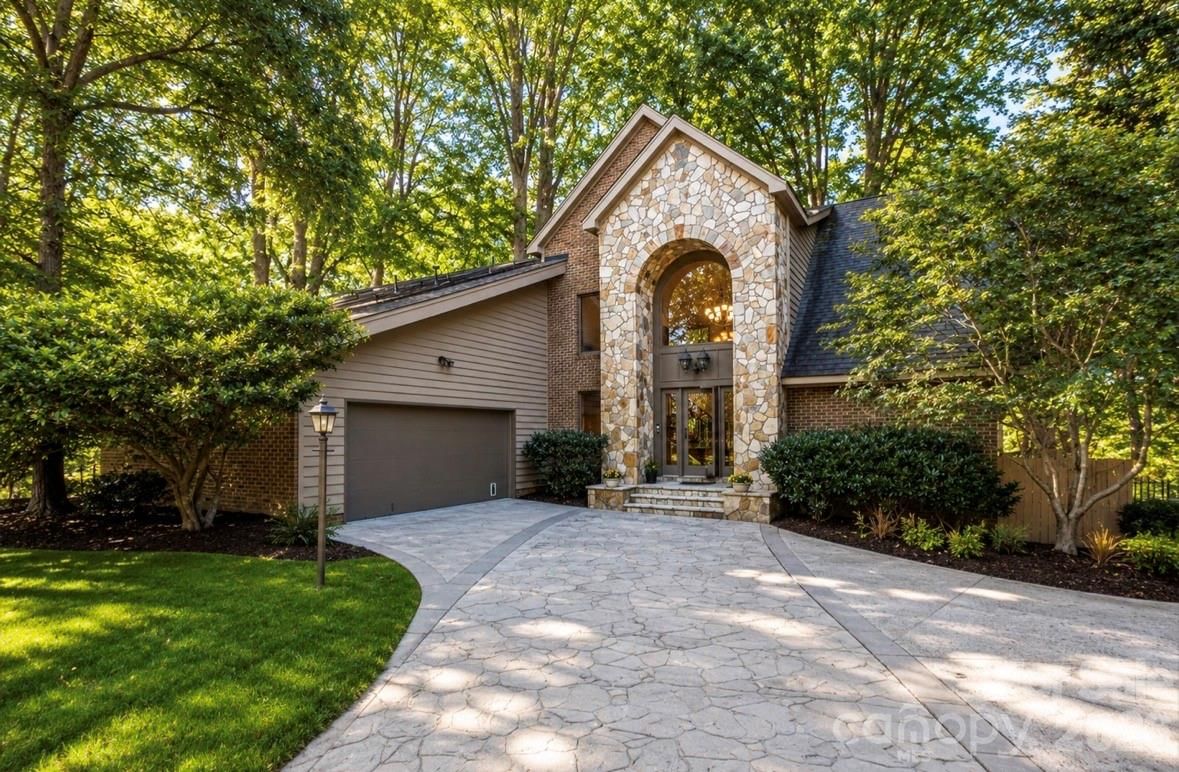 19322 Yachtman Drive, Cornelius, NC 28031 - Photo 2