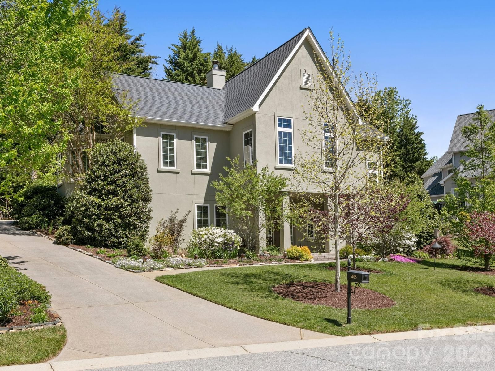 405 Mistletoe Trail, Hendersonville, NC 28791 - Photo 3