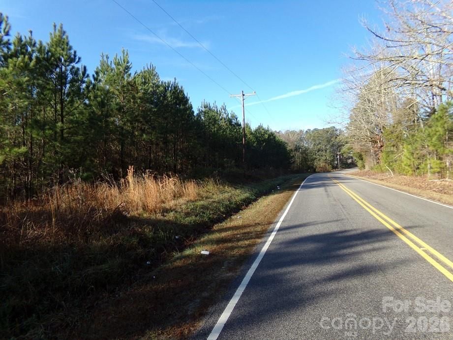 Property at 104 Ac Cedarhurst, Chester, SC 29706