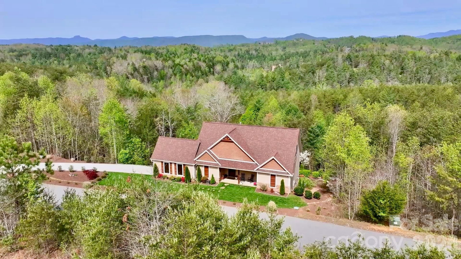 1510 High Valley Way, Lenoir, NC 28645