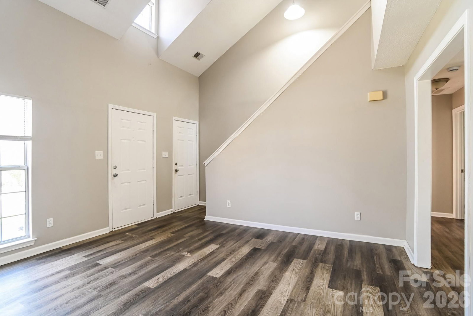 8425 Woodford Bridge Drive, Charlotte, NC 28216 - Photo 2