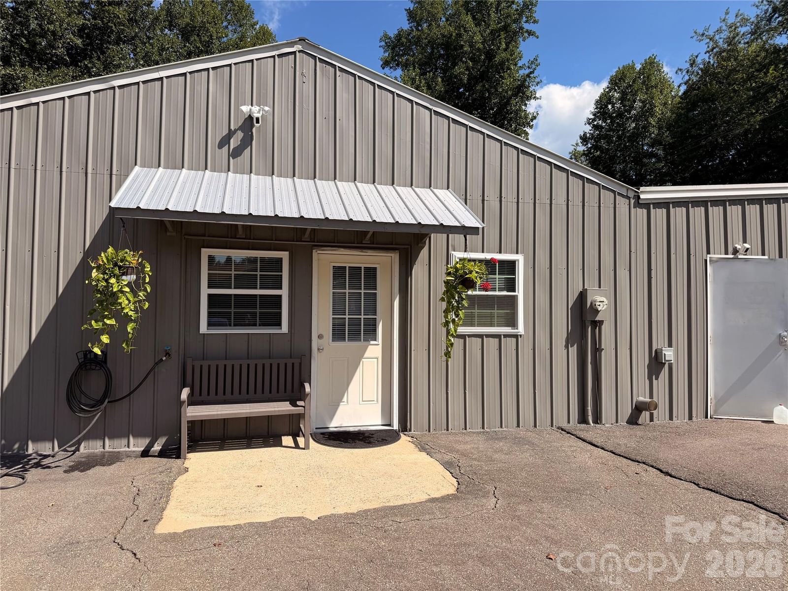 669 Old Lowgap Road, Mount Airy, NC 27030
