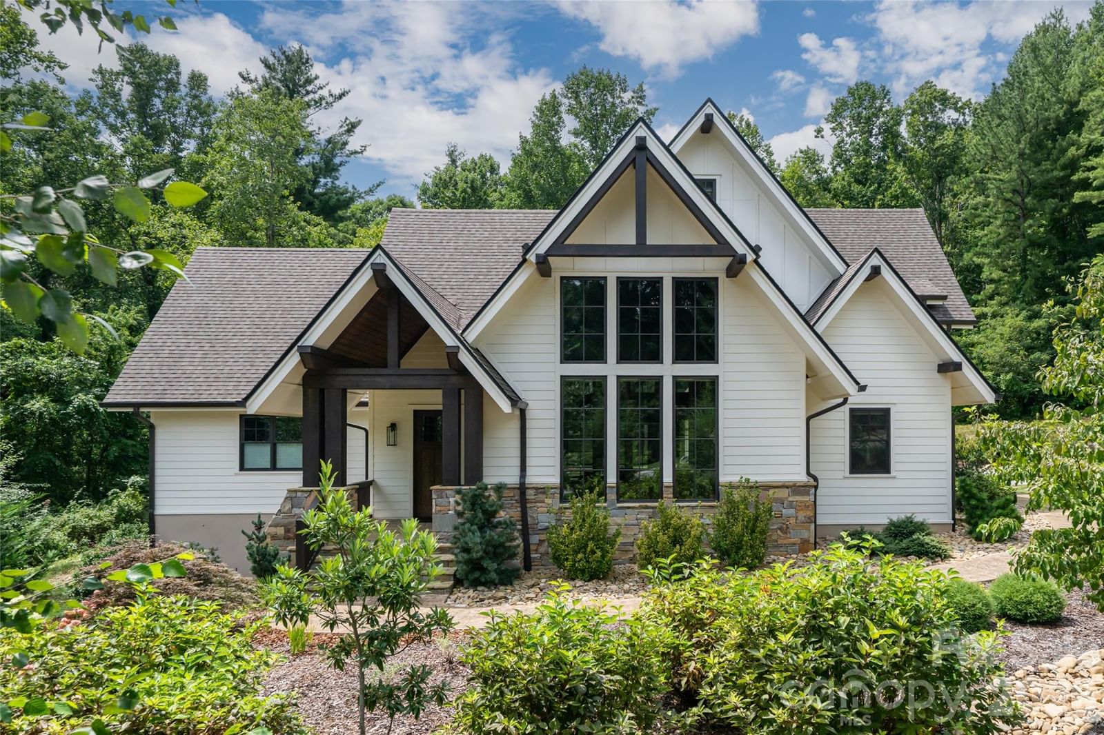 450 Barrington Drive, Asheville, NC 28803