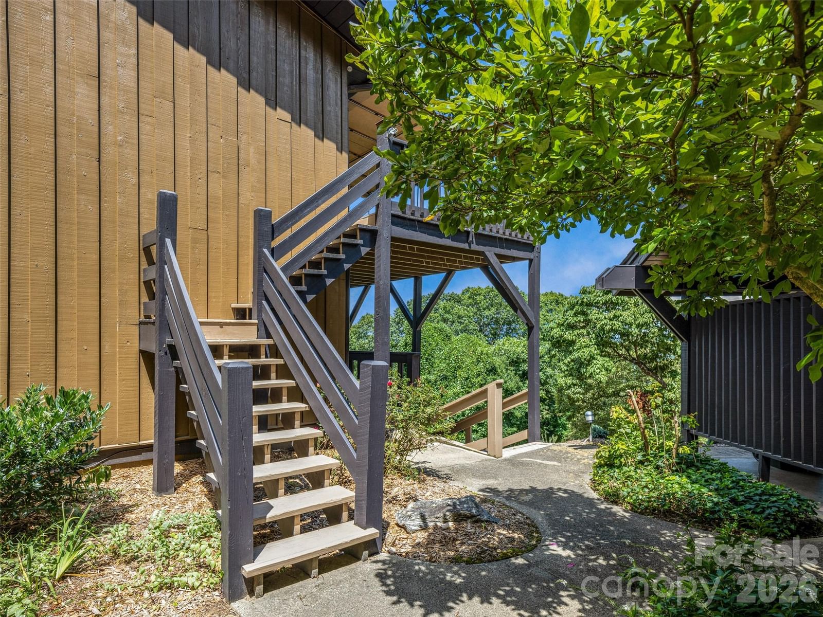 128 Country Ridge Road, Hendersonville, NC 28739 - Photo 5