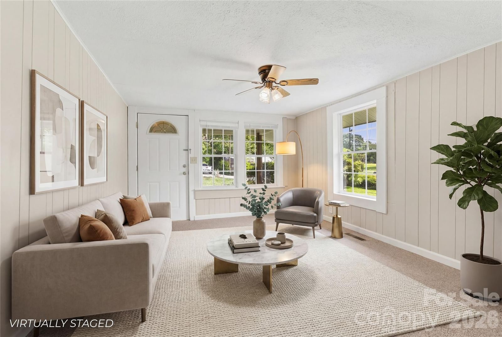 438 Loop Road, Hendersonville, NC 28792 - Photo 2