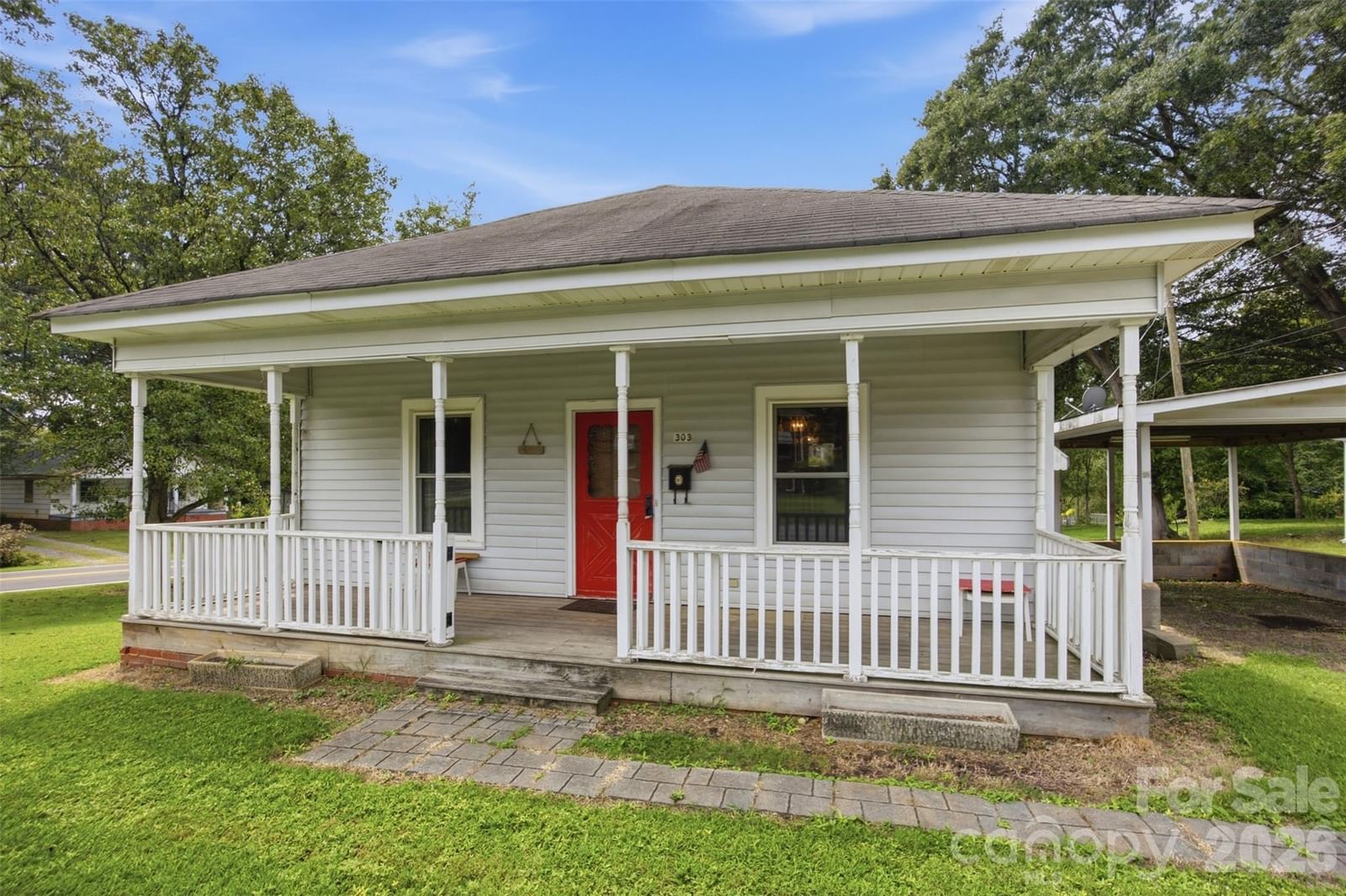 303 2nd Street, Stanley, NC 28164