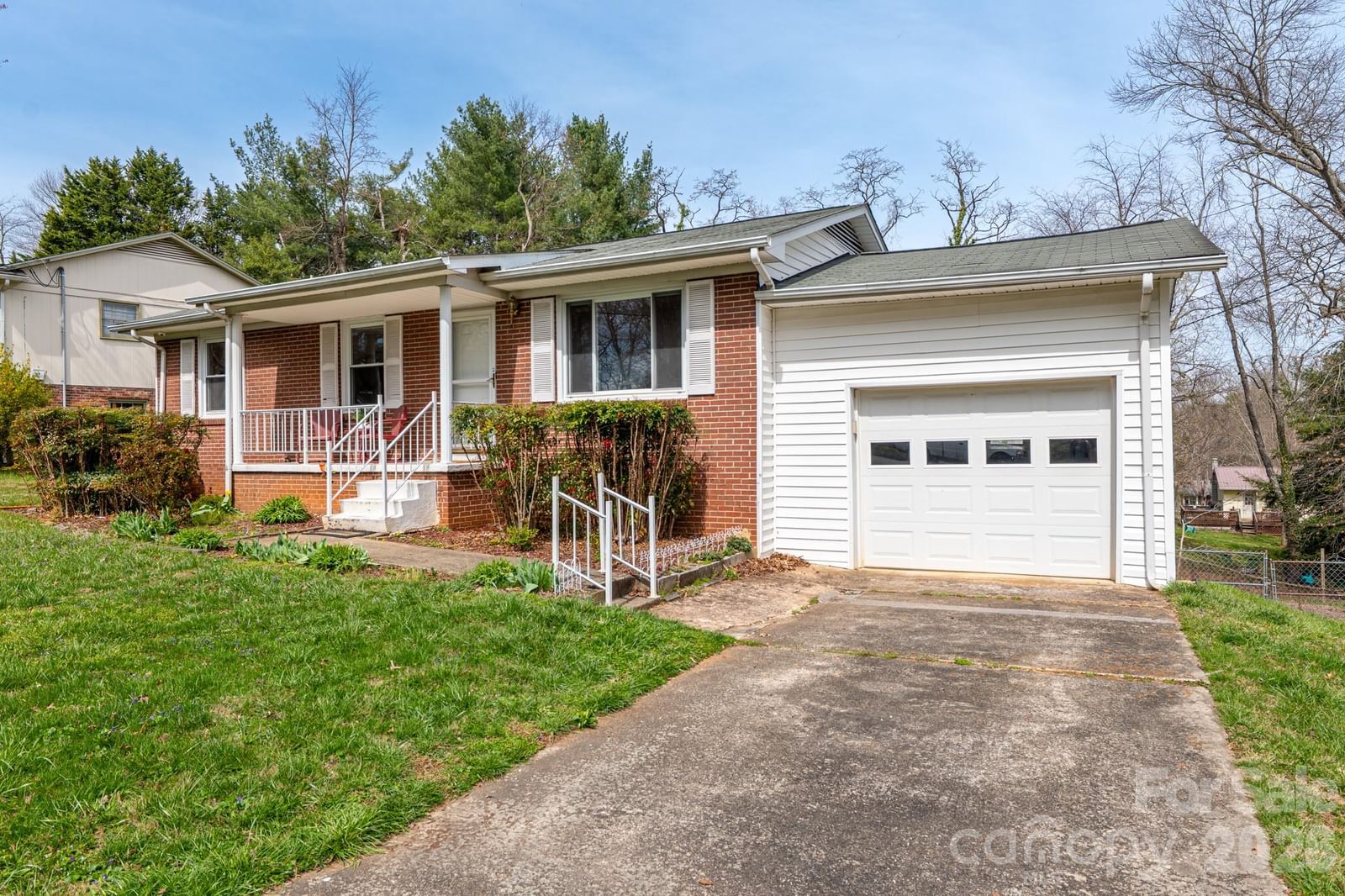 56 Skyview Terrace, Asheville, NC 28806 - Photo 4