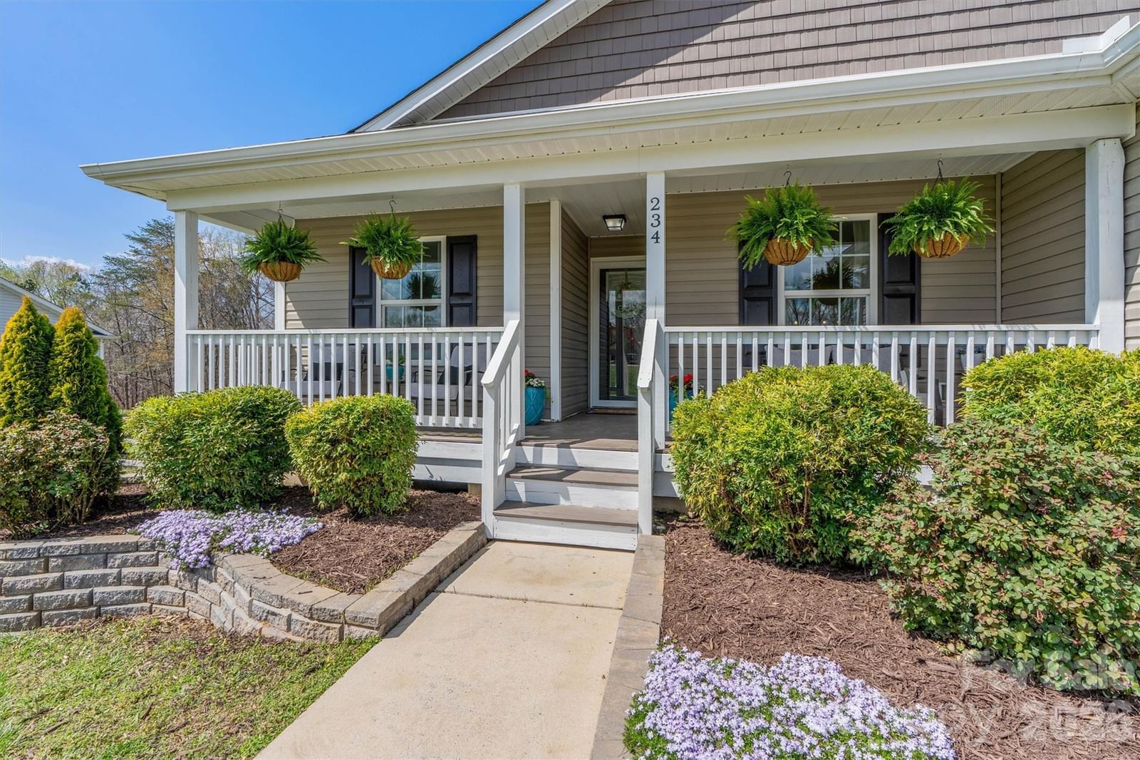 234 Planters Row Road, Iron Station, NC 28080