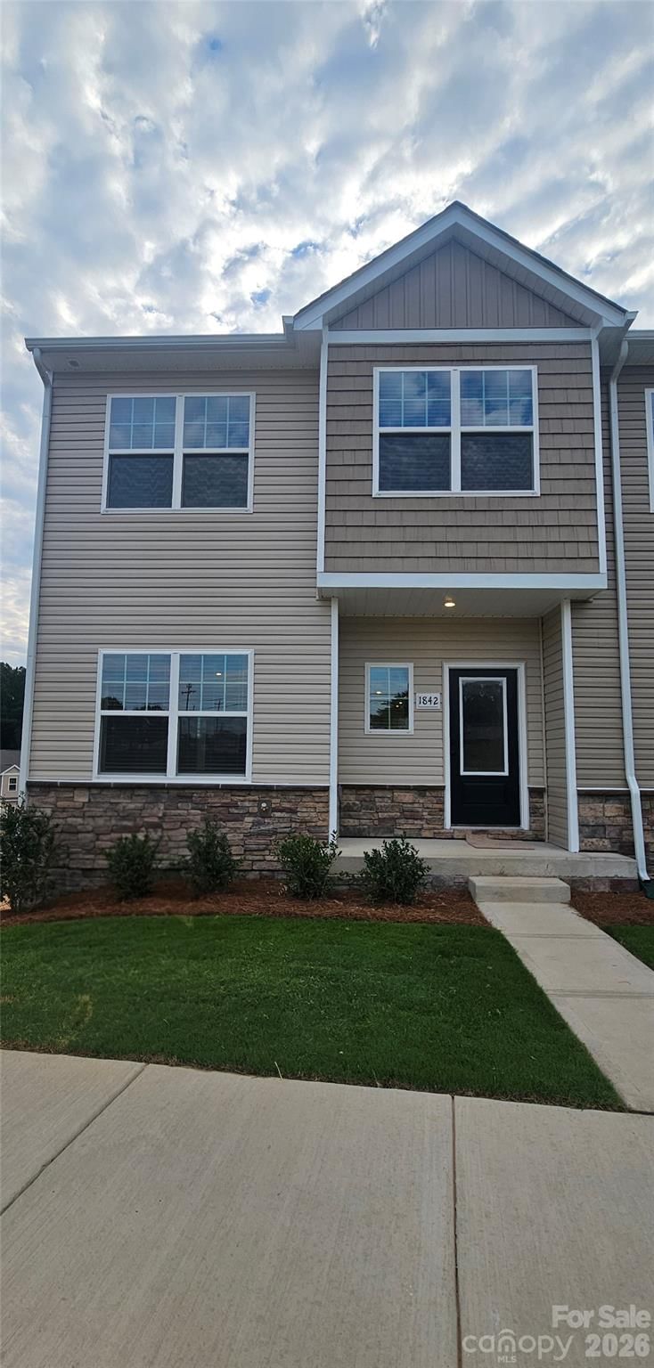 Property at 1972 Davidson, Gastonia, NC 28052