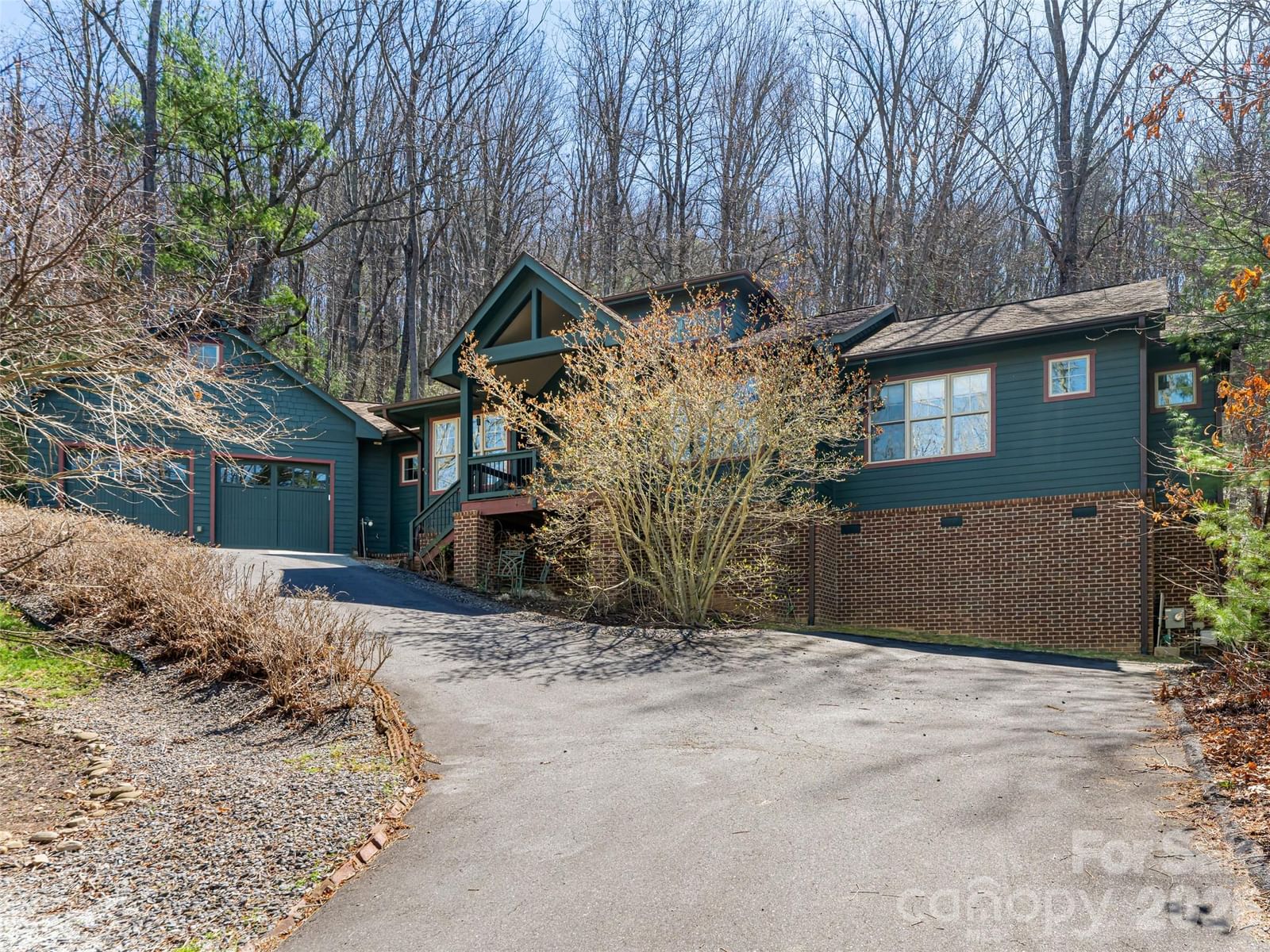 39 Oak Hollow Drive #23, Asheville, NC 28805 - Photo 2