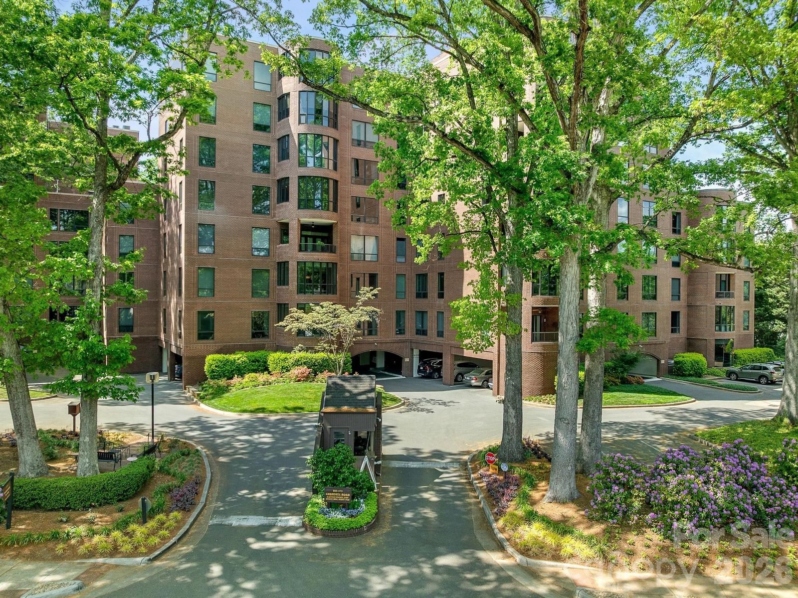 840 Cherokee Road, Charlotte, NC 28207 - Photo 2