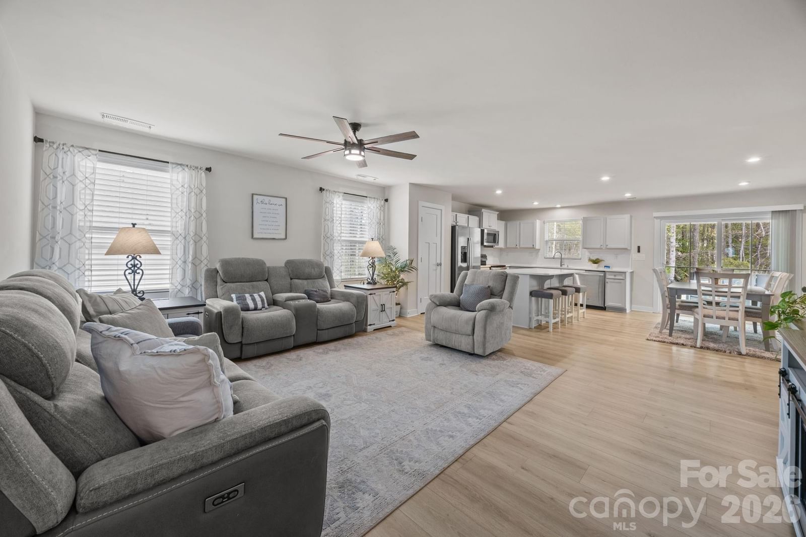 410 Hollis Place, Lancaster, SC 29720 - Photo 3