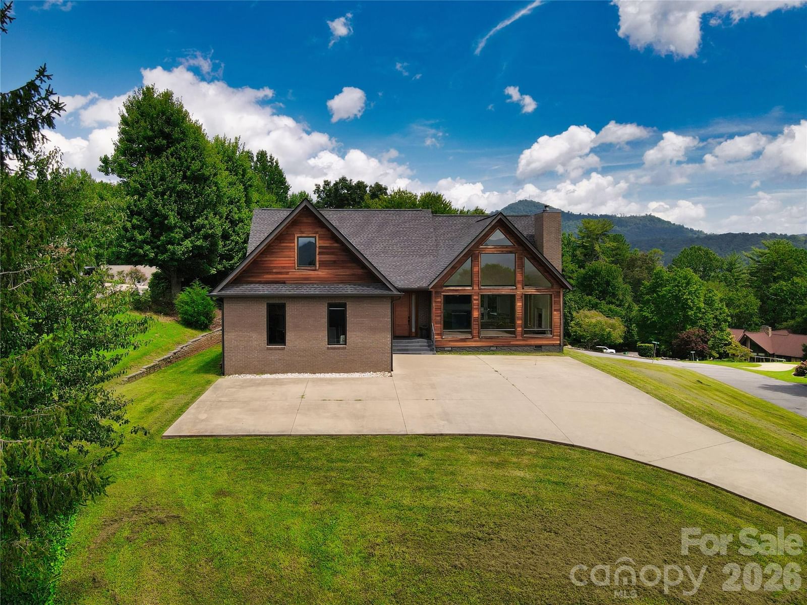8 Nottingham Drive, Candler, NC 28715 - Photo 2