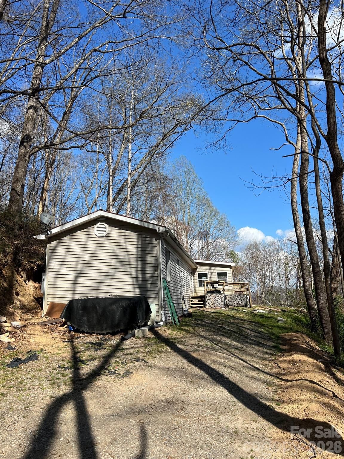 150 Combo Court, Waynesville, NC 28786