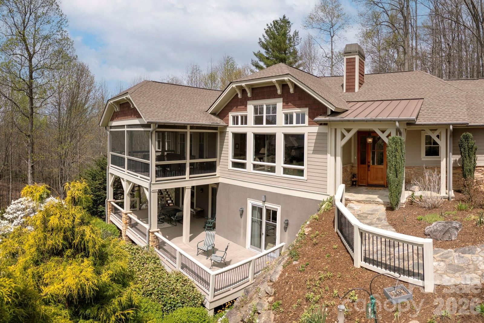 315 Crossvine Trail, Hendersonville, NC 28739 - Photo 3