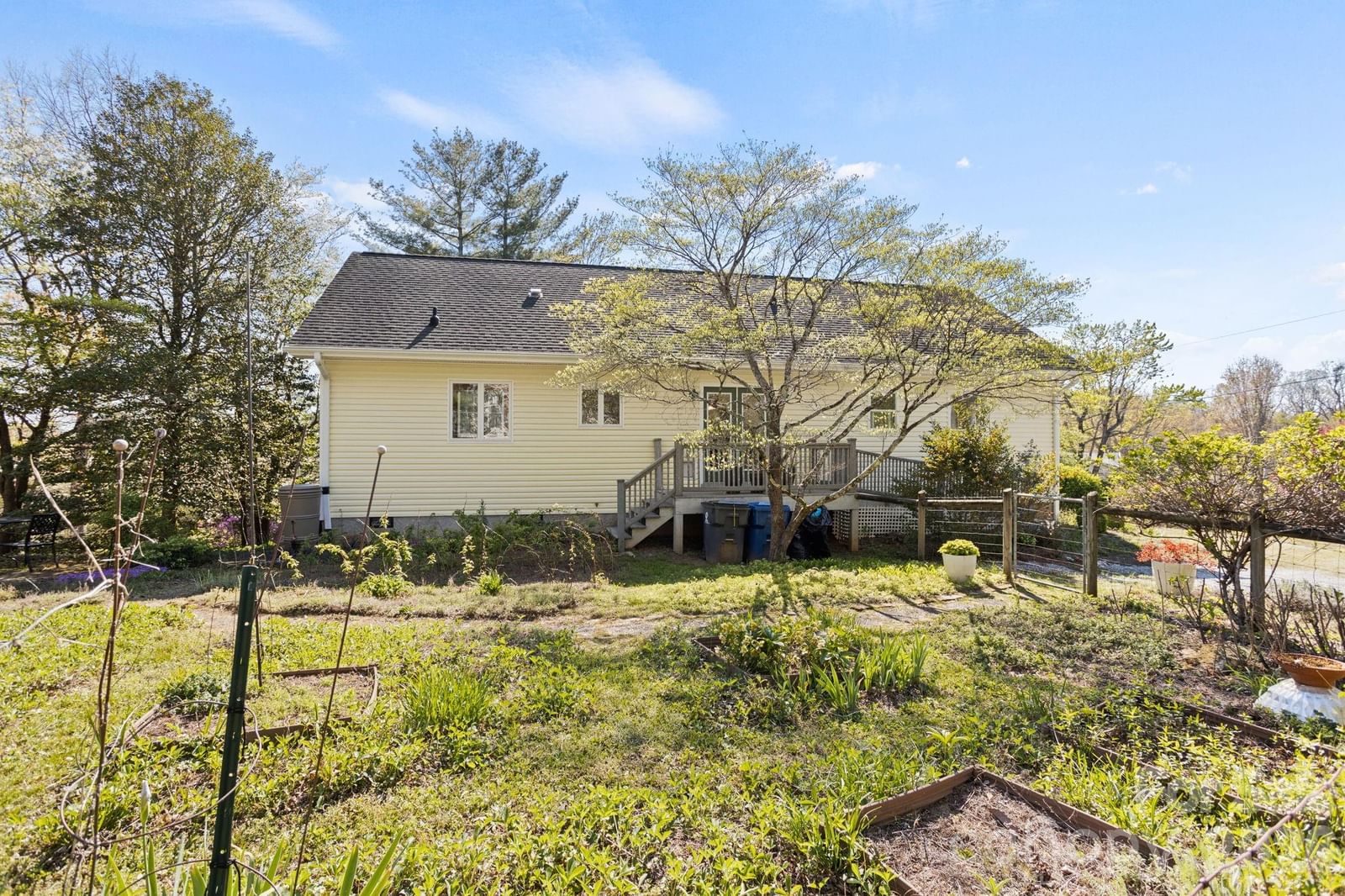367 Crescent Street, Saluda, NC 28773 - Photo 5