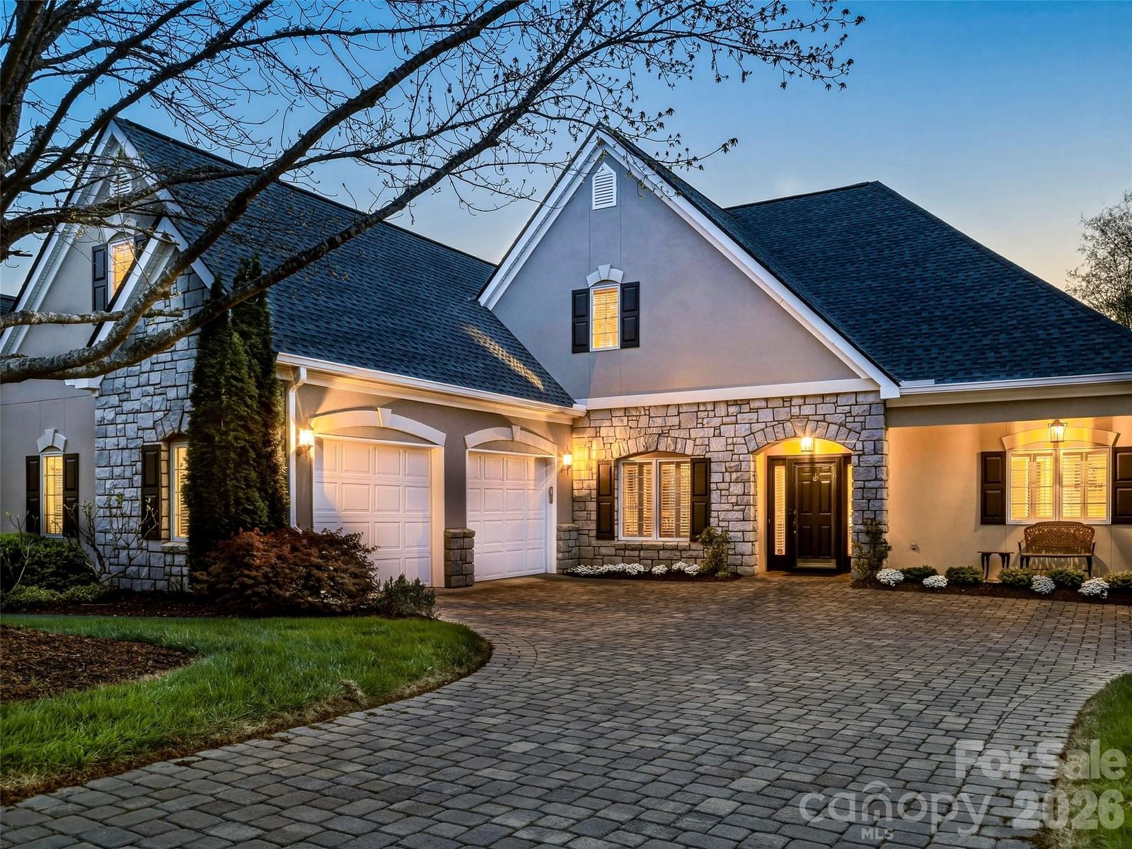 33 Tiverton Lane, Asheville, NC 28803 - Photo 2